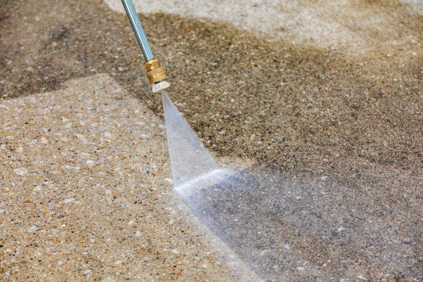 Best Playground Equipment Cleaning  in Solana, FL